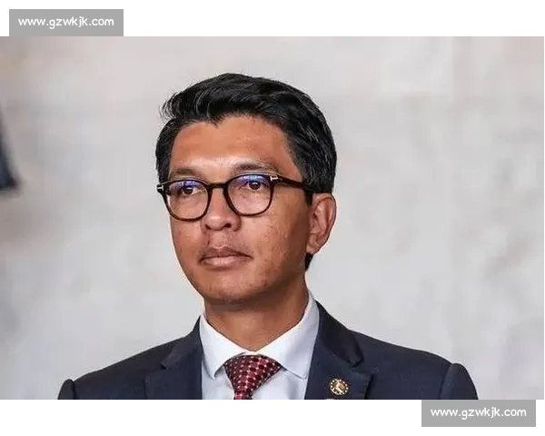 舒耐对决苏黎世视频爆火背后隐藏的品牌博弈与年轻人消费新风向 舒耐对决苏黎世视频爆火背后隐藏的品牌博弈与年轻人消费新风向